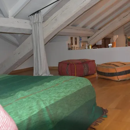 Quiet Roof-top In Apartamento Parma