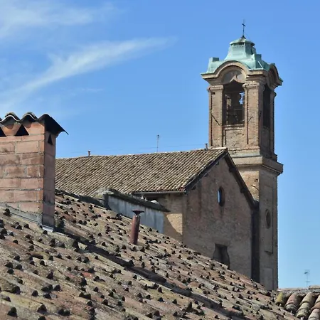 Quiet Roof-top In Apartamento Parma